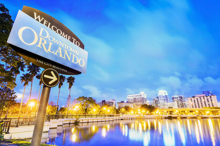 Welcome to downtown Orlando sign